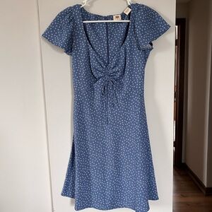 Levi’s Skylar Flutter Sleeve Dress